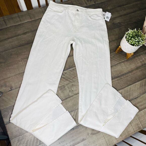 7 For All Mankind Women's White Boot Cut Jeans - Picture 3 of 15